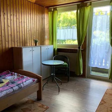 Monteurwohnungen Ahnetal דירה Dornberg (Kassel)