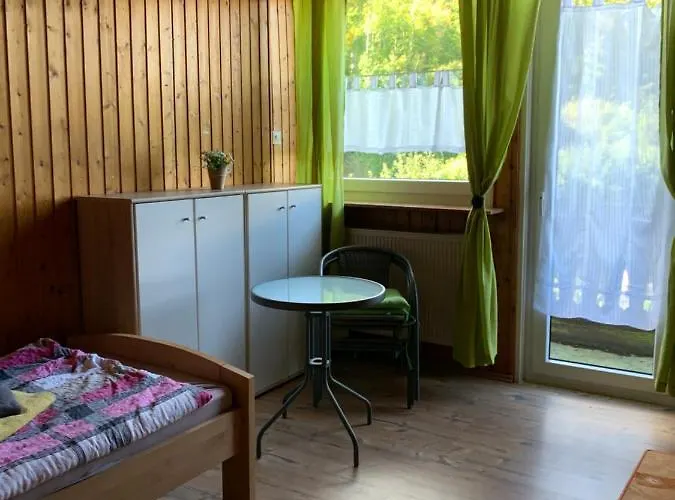 Monteurwohnung Ahnetal Mit 3 Schlafzimmern Apartment Dornberg (Kassel)
