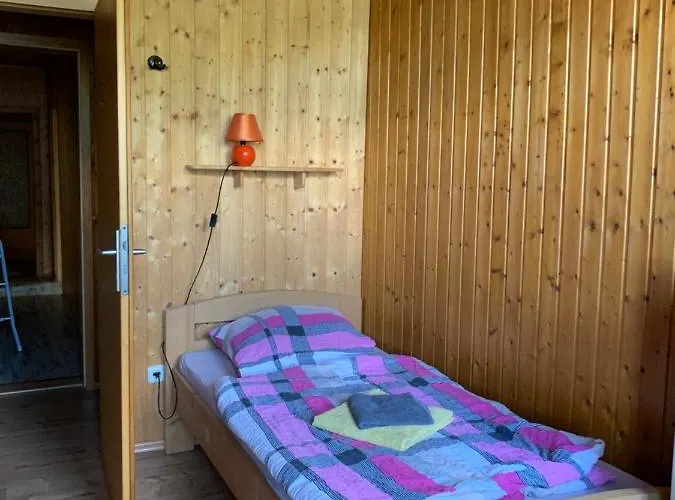 Monteurwohnung Ahnetal Mit 3 Schlafzimmern * Dornberg (Kassel)